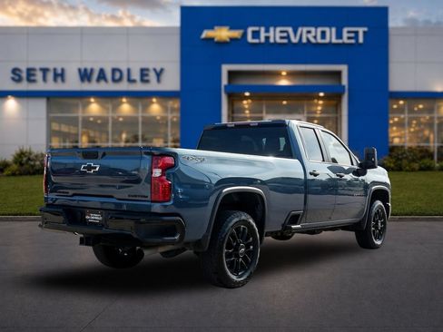 Used 2025 Chevrolet Silverado 2500 Custom w/ Custom Value Package AWD/4WD image 7