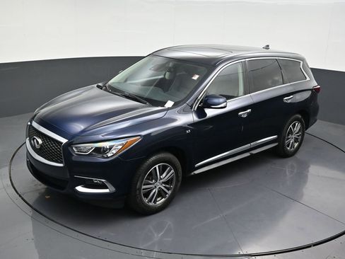 Used 2020 INFINITI QX60 Pure image 16