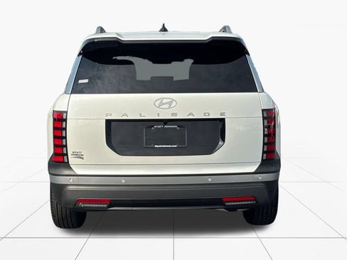 Used 2026 Hyundai Palisade SEL FWD image 4