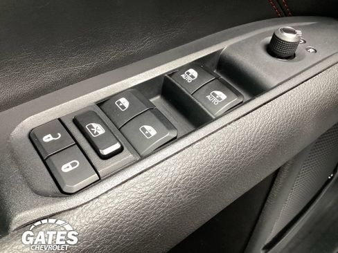 Used 2024 Jeep Compass Trailhawk AWD/4WD image 18