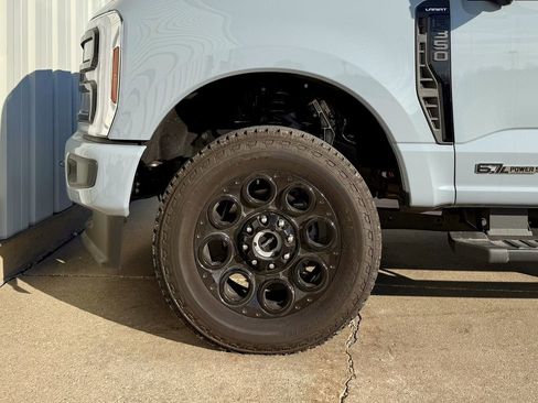 New 2025 Ford F350 Lariat w/ Lariat Ultimate Package image 37