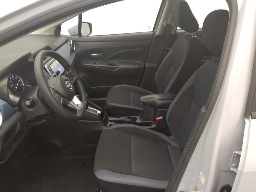 Used 2025 Nissan Versa SV w/ Trunk Package FWD image 17