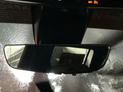 Used 2021 Chevrolet Suburban High Country image 38