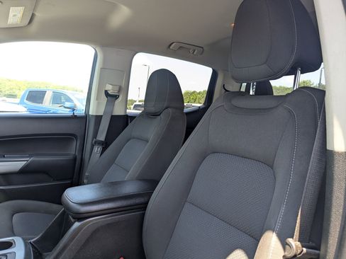 Used 2021 Chevrolet Colorado LT RWD image 14