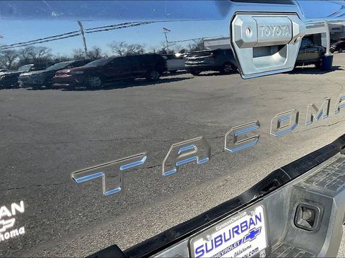 Used 2024 Toyota Tacoma SR image 34
