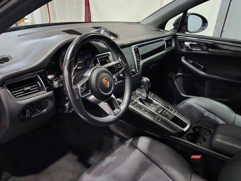Used 2017 Porsche Macan S AWD/4WD image 19
