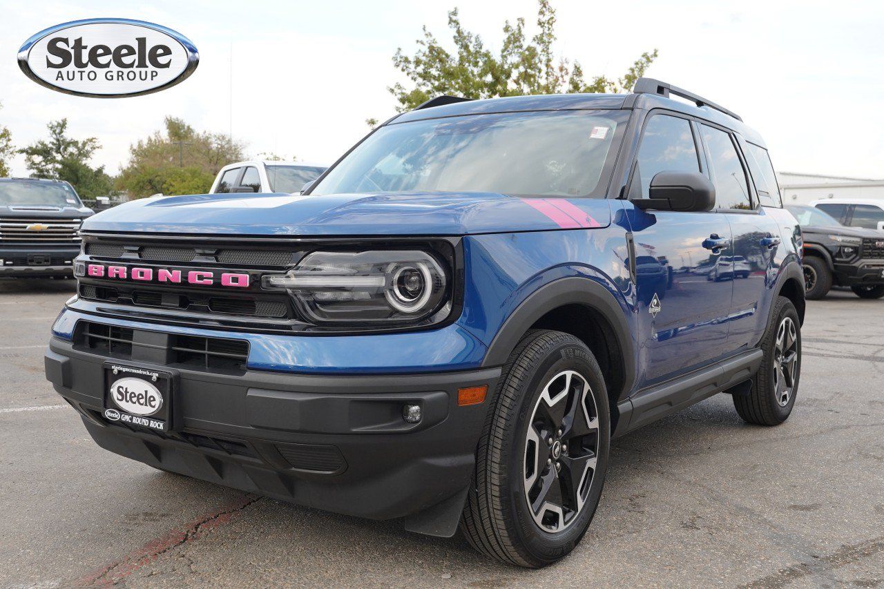 Used 2024 Ford Bronco Sport Outer Banks w/ Tech Package AWD/4WD image 1