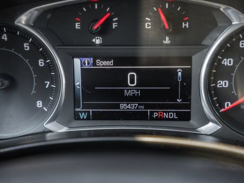 Used 2018 Chevrolet Equinox Premier FWD image 46