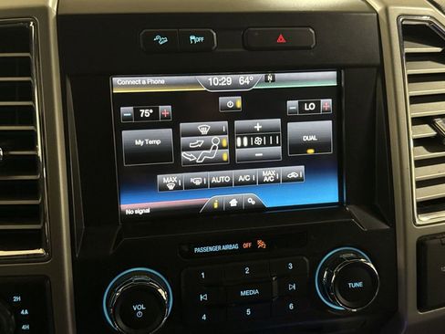 Used 2015 Ford F150 Lariat image 17