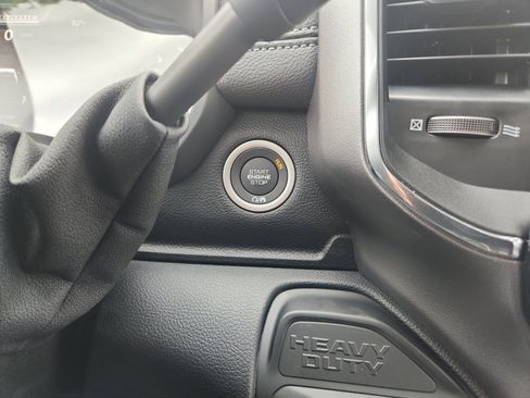 New 2026 RAM 3500 Laramie AWD/4WD image 17