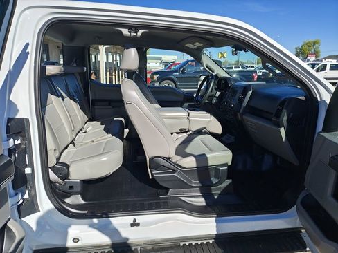 Used 2018 Ford F150 XL w/ Equipment Group 101A Mid AWD/4WD image 6