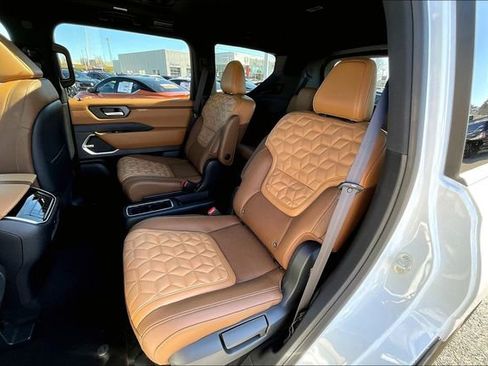 New 2026 Nissan Armada Platinum Reserve image 24