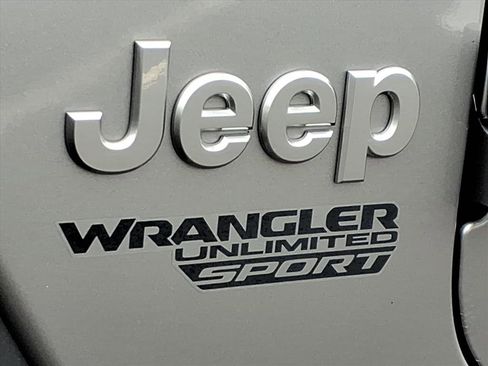 Used 2020 Jeep Wrangler Unlimited Sport S AWD/4WD image 11