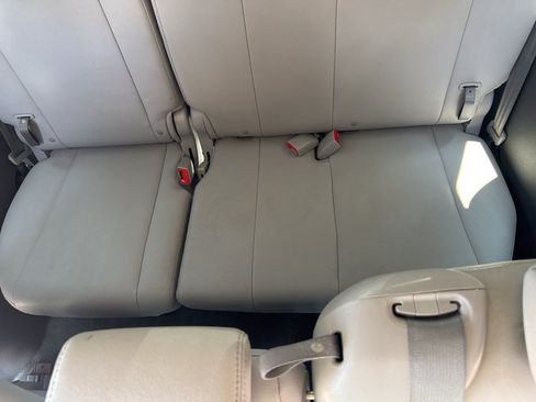 Used 2016 Toyota Sienna XLE FWD image 23