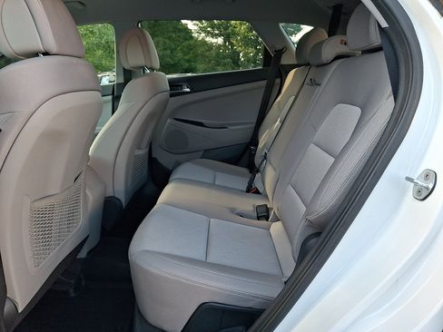 Used 2016 Hyundai Tucson Sport AWD/4WD image 10