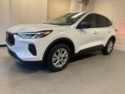 New 2026 Ford Escape Active w/ Cold Weather Package AWD/4WD image 13