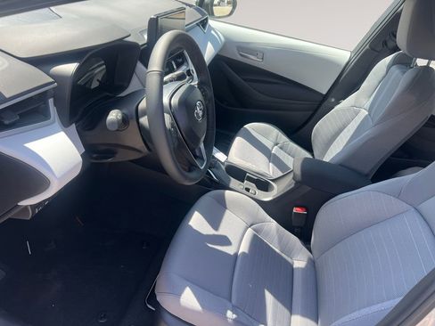 New 2026 Toyota Corolla SE image 9