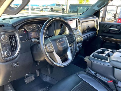 Used 2022 GMC Sierra 2500 SLE w/ SLE Convenience Package image 17