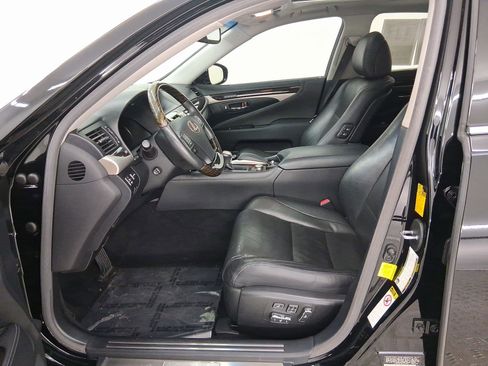 Used 2014 Lexus LS 460 w/ Comfort Package image 5