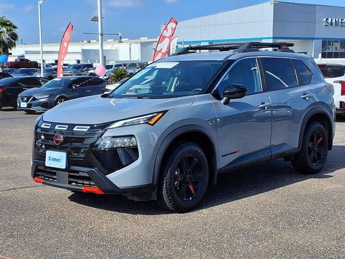 Used 2025 Nissan Rogue SV w/ Rock Creek Premium Package AWD/4WD image 4