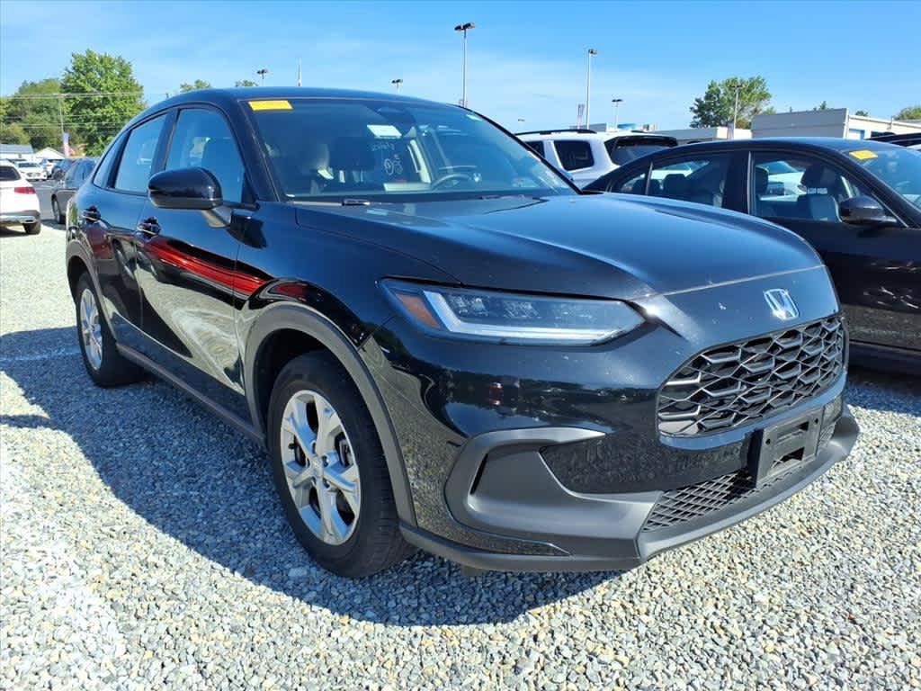 Used 2025 Honda HR-V LX image 13