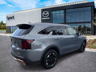Used 2024 Kia Sorento S