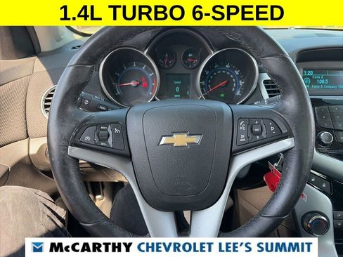 Used 2011 Chevrolet Cruze Eco image 16