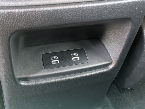 Used 2025 Honda CR-V Sport-L image 17