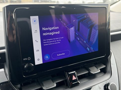 Used 2024 Toyota Corolla LE image 24