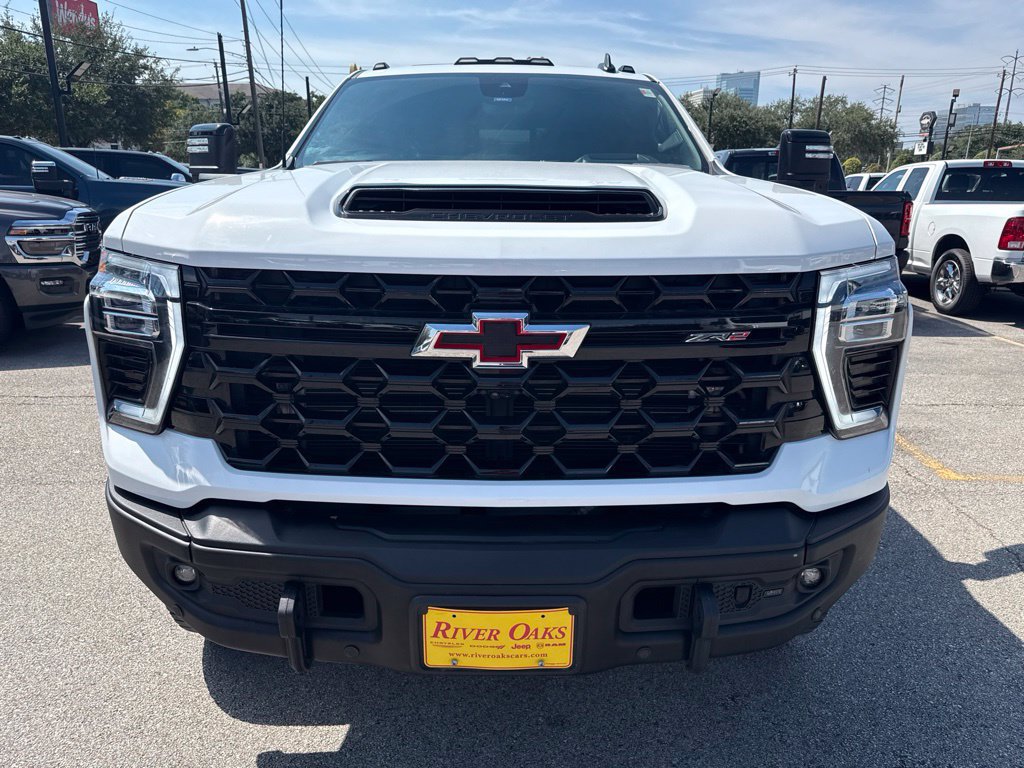 Used 2026 Chevrolet Silverado 2500 ZR2 w/ ZR2 Bison Edition AWD/4WD image 2
