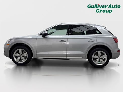 Used 2019 Audi Q5 2.0T Premium w/ Convenience Package AWD/4WD image 3