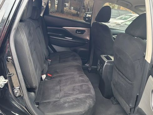 Used 2018 Nissan Murano SV image 13