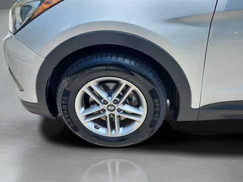 Used 2017 Hyundai Santa Fe Sport FWD image 26