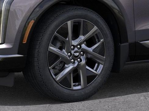 New 2026 Cadillac Optiq Luxury 1 image 9