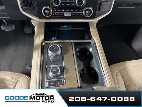 Certified 2024 Ford Expedition Limited AWD/4WD image 17