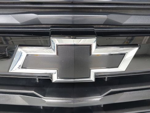 Used 2024 Chevrolet Colorado Z71 w/ Z71 Convenience Package 2 image 31