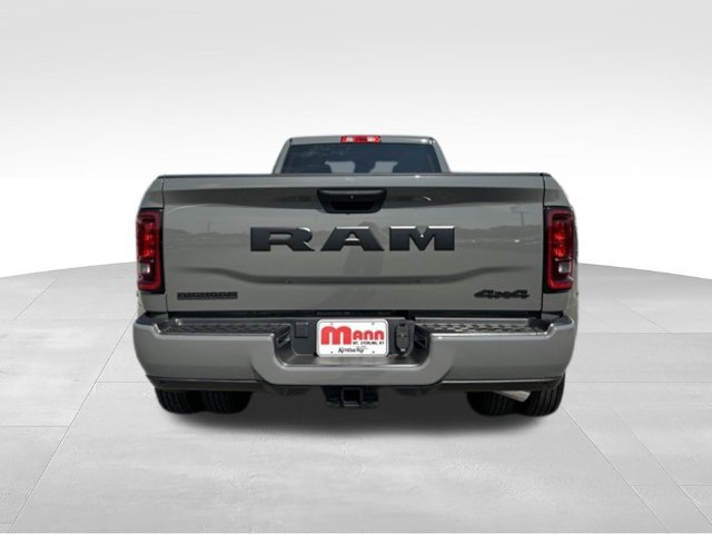 New 2026 RAM 3500 Big Horn AWD/4WD image 4
