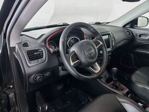 Certified 2019 Jeep Compass Trailhawk w/ Cold Weather Group AWD/4WD image 14