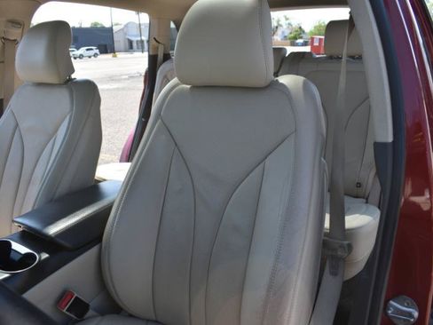 Used 2016 Lincoln MKX Reserve w/ Technology Package FWD image 24