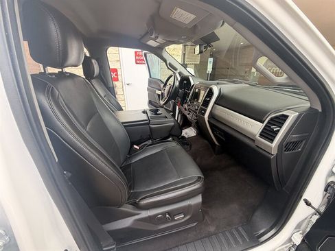 Used 2018 Ford F250 Lariat AWD/4WD image 26