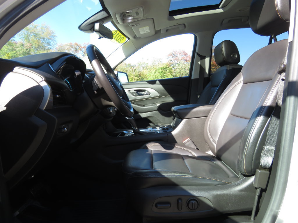 Used 2018 Chevrolet Traverse LT AWD/4WD image 10