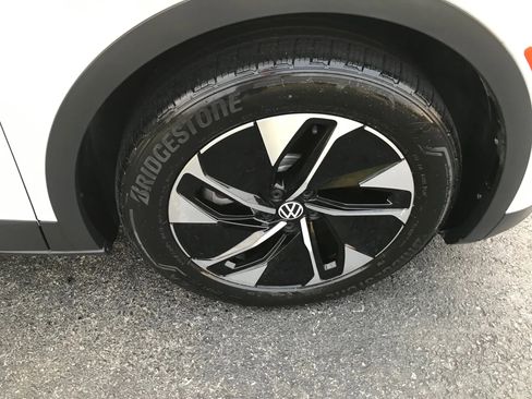 Used 2021 Volkswagen ID.4 Pro S w/ ID.4 Protection Package (IPT) image 91