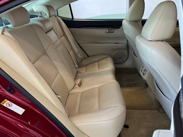 Used 2014 Lexus ES 350 w/ Luxury Package FWD image 43