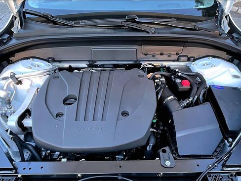 New 2026 Volvo XC60 B5 Ultra w/ Climate Package image 12