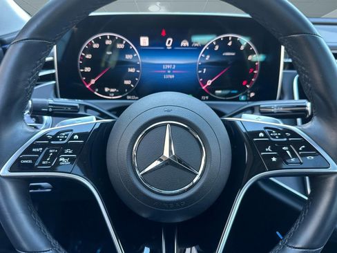 Used 2024 Mercedes-Benz E 350 4MATIC Sedan image 18