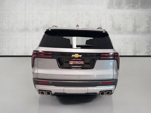 New 2026 Chevrolet Traverse LT image 6