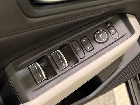 Used 2025 Honda Accord EX-L image 28