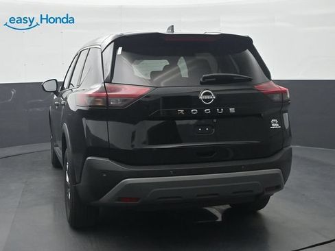 Used 2023 Nissan Rogue S FWD image 6