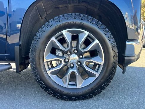 Used 2020 Chevrolet Silverado 1500 LT w/ All-Star Edition AWD/4WD image 4