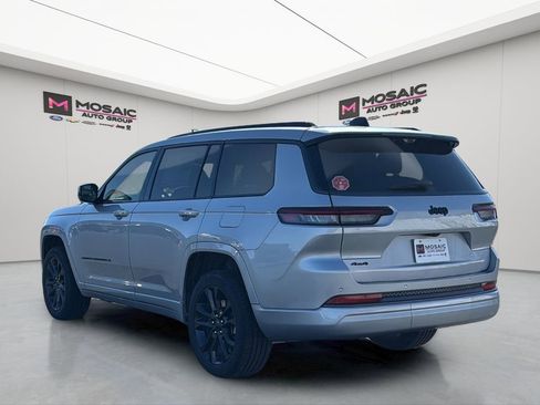 New 2026 Jeep Grand Cherokee L Limited AWD/4WD image 5